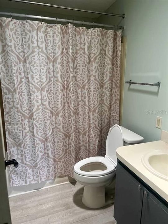 Activo con contrato: $179,900 (2 camas, 2 baños, 1144 Pies cuadrados)