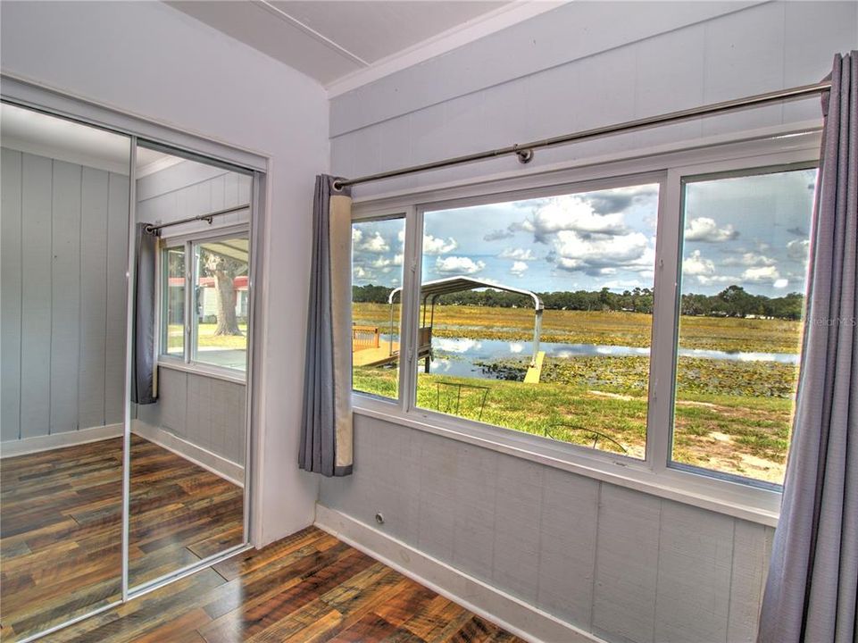 For Sale: $299,000 (3 beds, 2 baths, 1698 Square Feet)