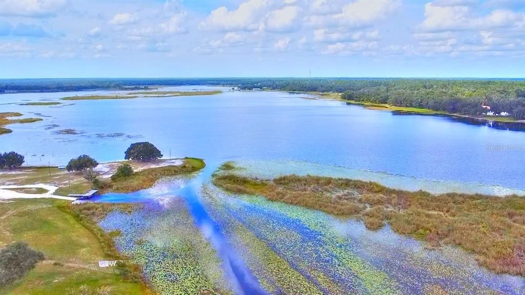 For Sale: $299,000 (3 beds, 2 baths, 1698 Square Feet)