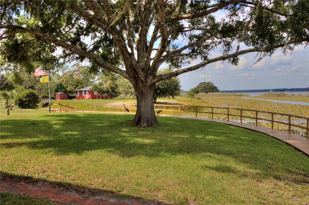 For Sale: $299,000 (3 beds, 2 baths, 1698 Square Feet)