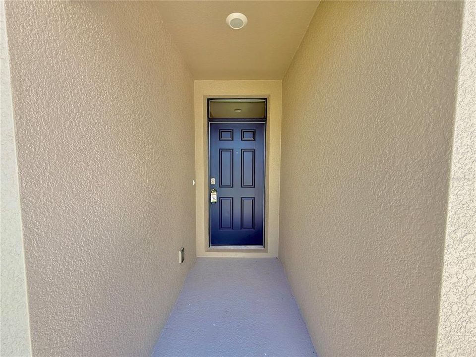 Active With Contract: $2,000 (3 beds, 2 baths, 1672 Square Feet)