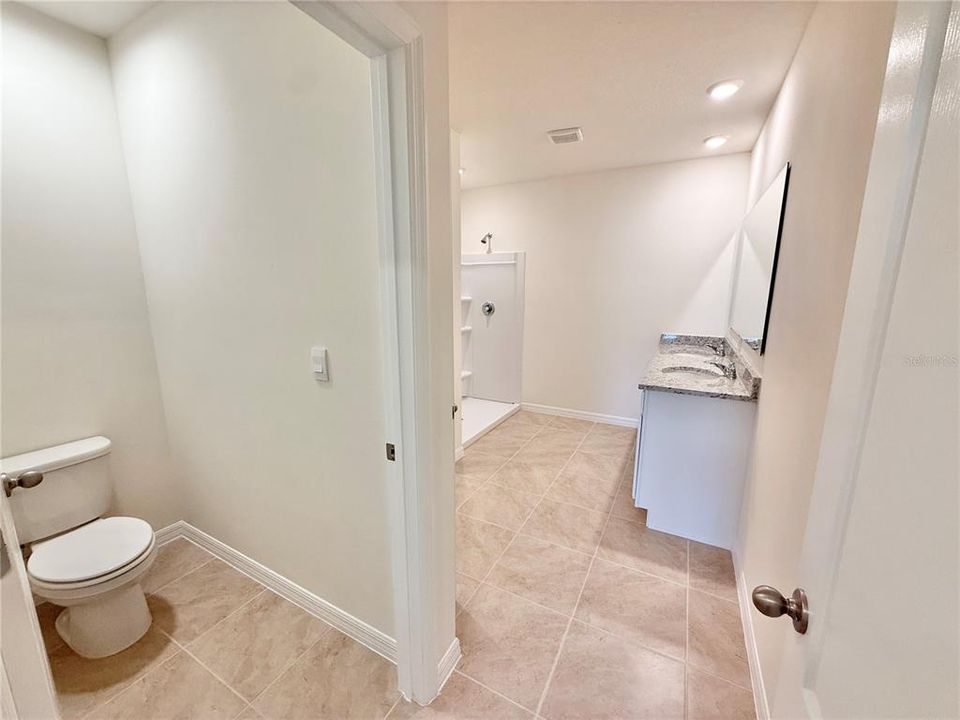 Active With Contract: $2,000 (3 beds, 2 baths, 1672 Square Feet)