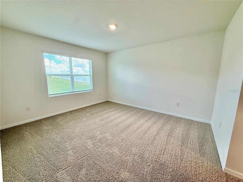 Active With Contract: $2,000 (3 beds, 2 baths, 1672 Square Feet)