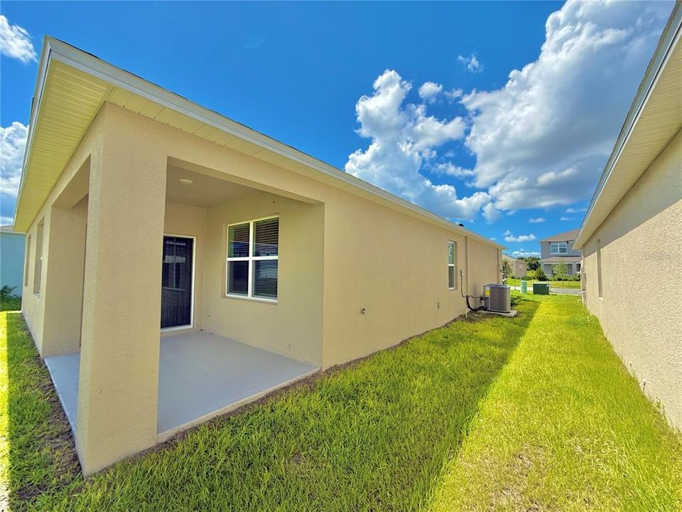 Active With Contract: $2,000 (3 beds, 2 baths, 1672 Square Feet)