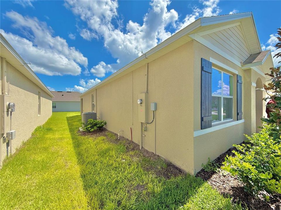 Active With Contract: $2,000 (3 beds, 2 baths, 1672 Square Feet)