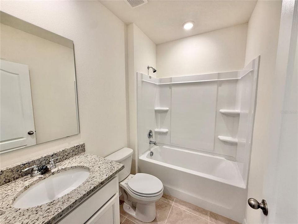Active With Contract: $2,000 (3 beds, 2 baths, 1672 Square Feet)