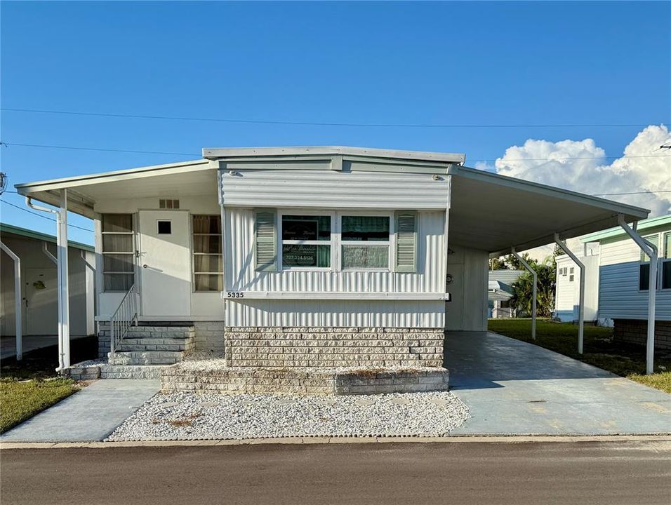 Недавно продано: $115,000 (2 спален, 1 ванн, 948 Квадратных фут)