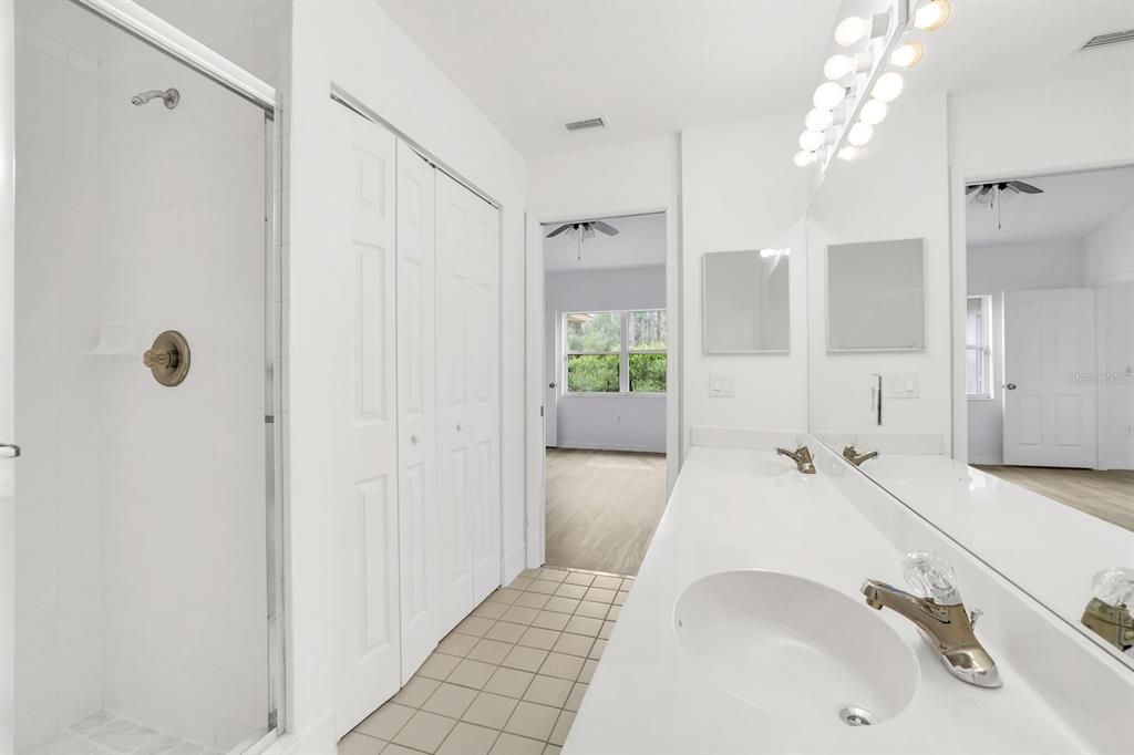 For Sale: $274,900 (2 beds, 2 baths, 1107 Square Feet)