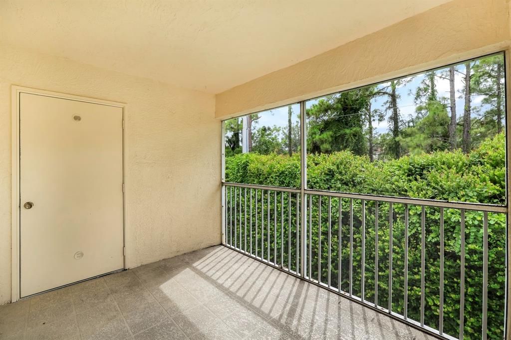 For Sale: $274,900 (2 beds, 2 baths, 1107 Square Feet)