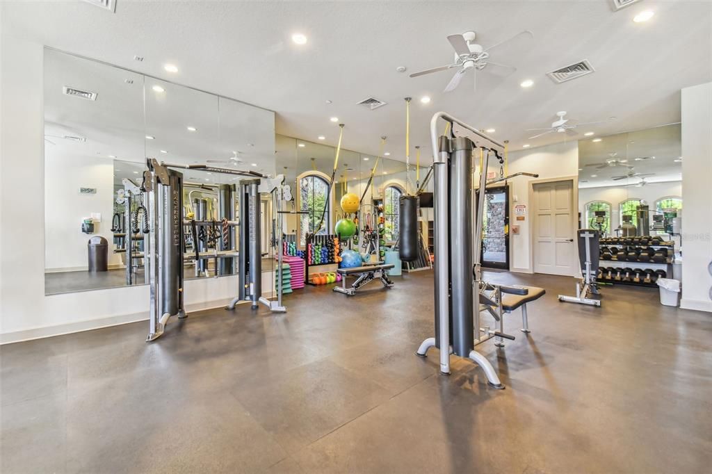 En Venta: $725,000 (4 camas, 3 baños, 2332 Pies cuadrados)