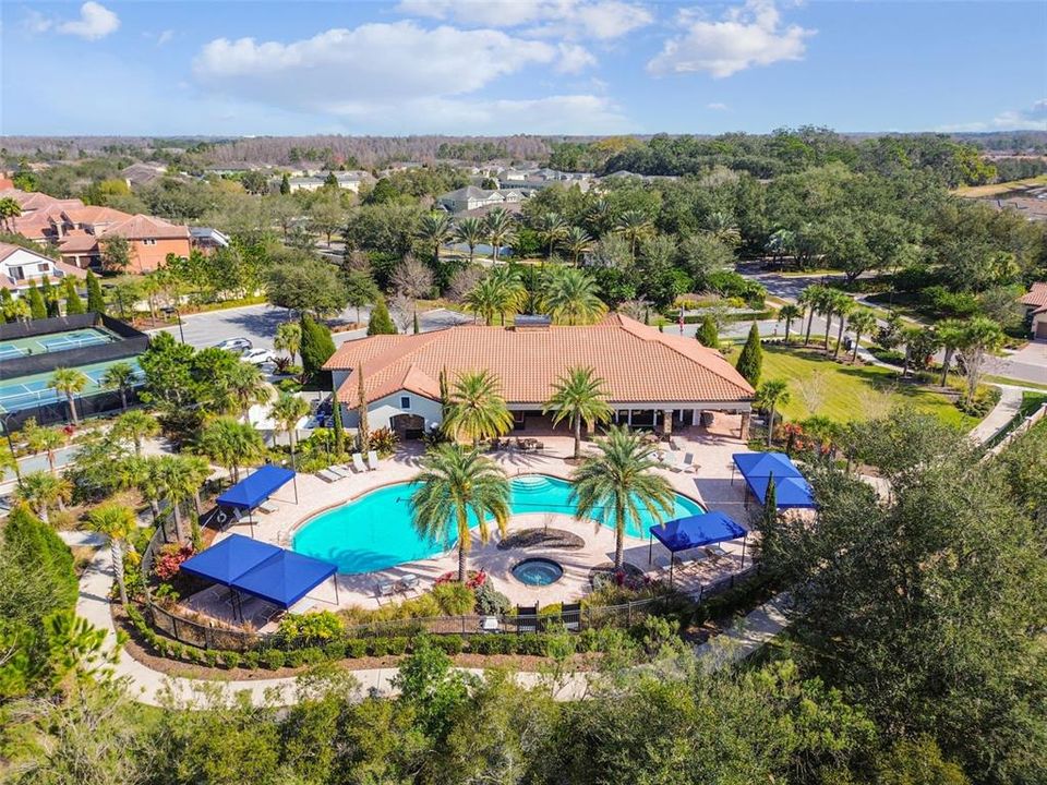 En Venta: $725,000 (4 camas, 3 baños, 2332 Pies cuadrados)