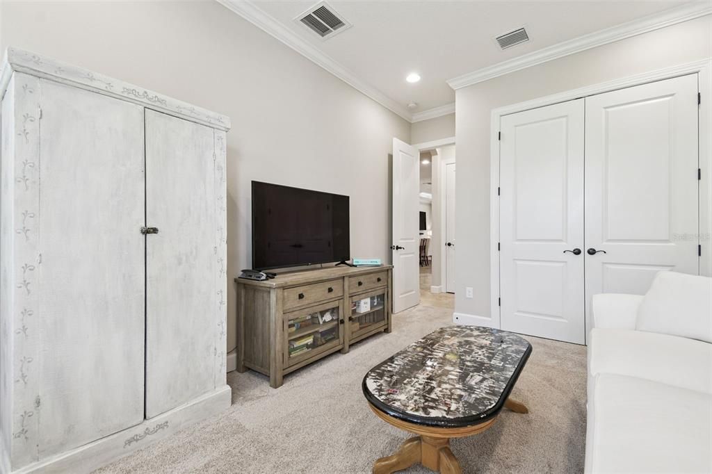 En Venta: $725,000 (4 camas, 3 baños, 2332 Pies cuadrados)