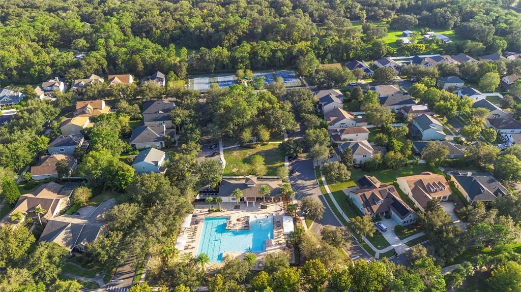 Под контрактом: $425,000 (4 спален, 3 ванн, 2210 Квадратных фут)