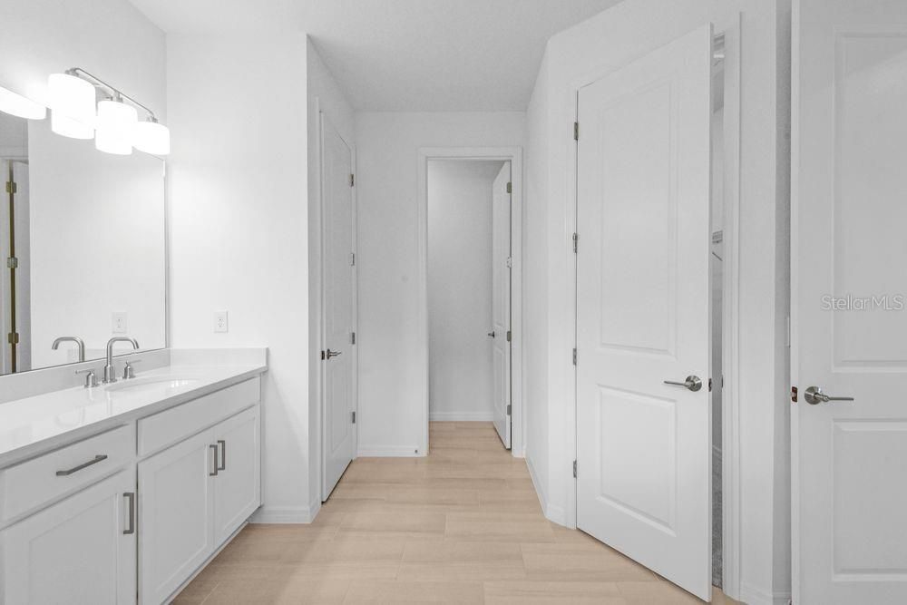 Active With Contract: $425,000 (3 beds, 2 baths, 2394 Square Feet)