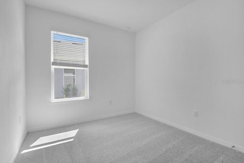 Active With Contract: $425,000 (3 beds, 2 baths, 2394 Square Feet)