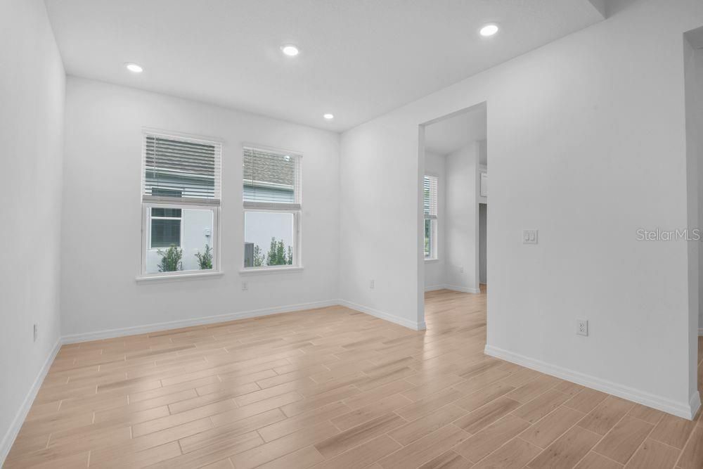 Active With Contract: $425,000 (3 beds, 2 baths, 2394 Square Feet)