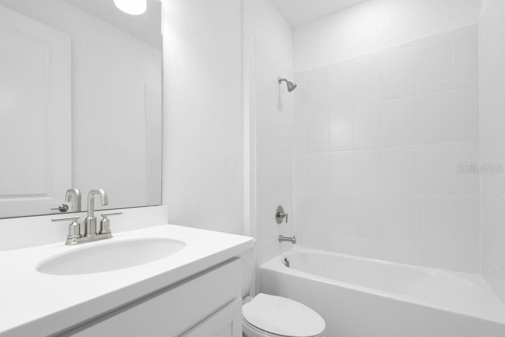 Active With Contract: $425,000 (3 beds, 2 baths, 2394 Square Feet)