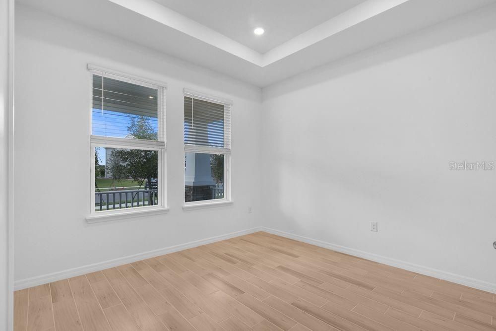 Active With Contract: $425,000 (3 beds, 2 baths, 2394 Square Feet)