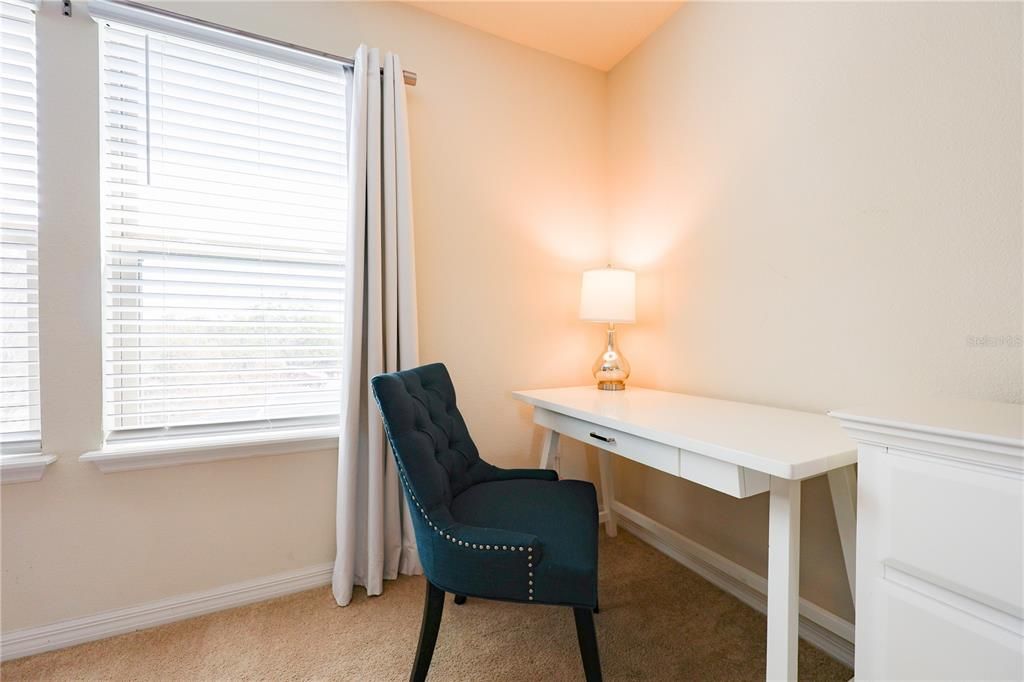 Под контрактом: $469,900 (5 спален, 4 ванн, 2492 Квадратных фут)