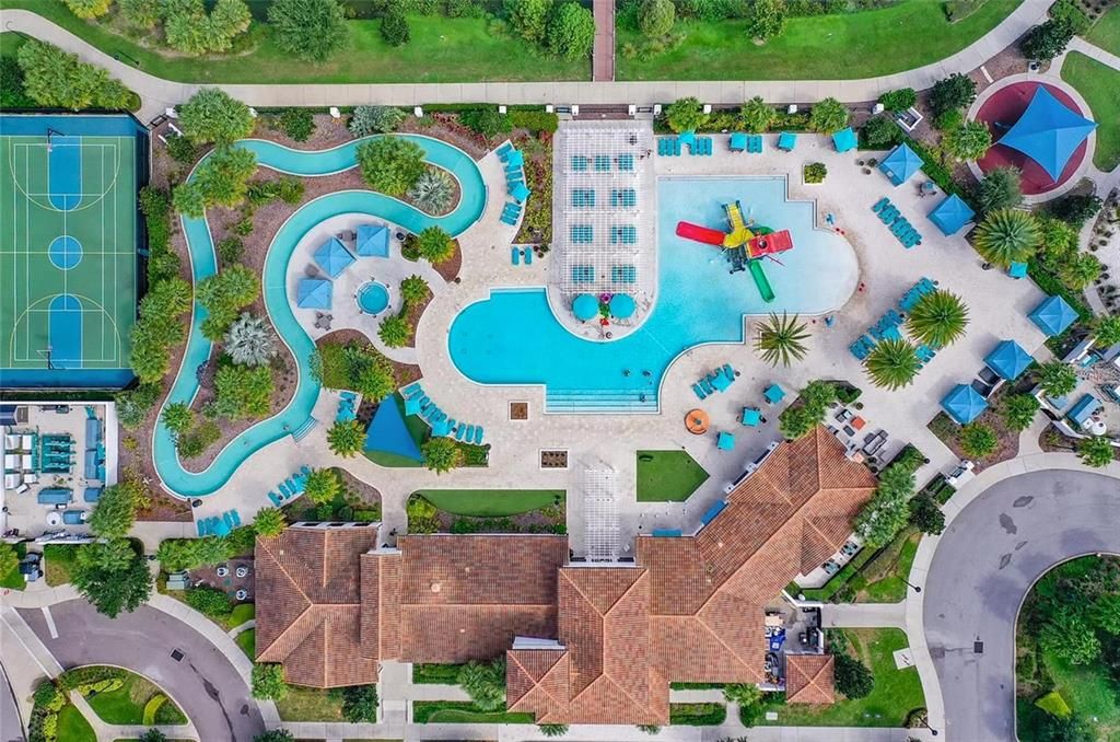 Под контрактом: $469,900 (5 спален, 4 ванн, 2492 Квадратных фут)