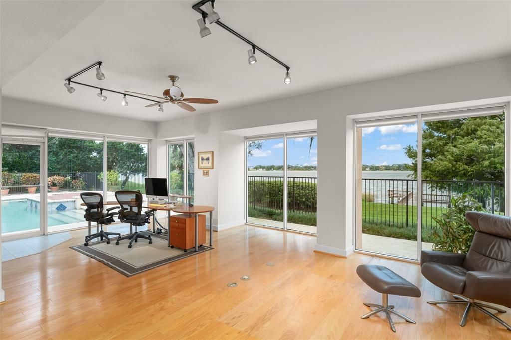 For Sale: $4,900,000 (5 beds, 4 baths, 5548 Square Feet)