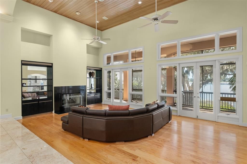 For Sale: $4,900,000 (5 beds, 4 baths, 5548 Square Feet)