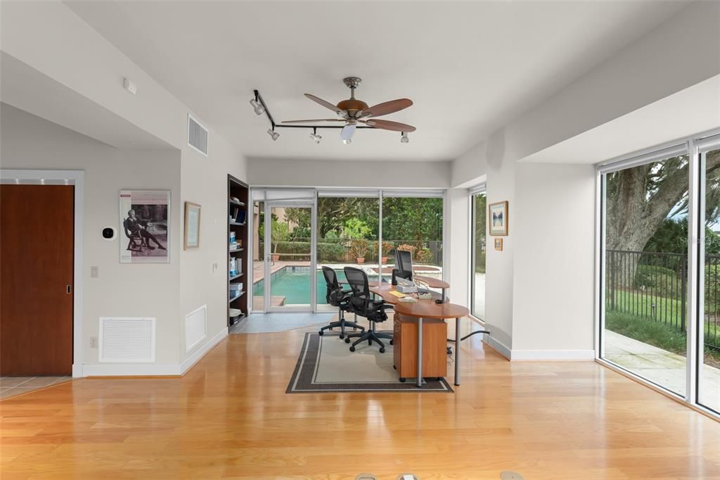 For Sale: $4,900,000 (5 beds, 4 baths, 5548 Square Feet)