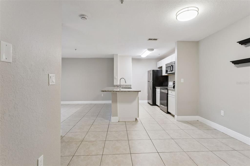 Activo con contrato: $184,900 (1 camas, 1 baños, 734 Pies cuadrados)