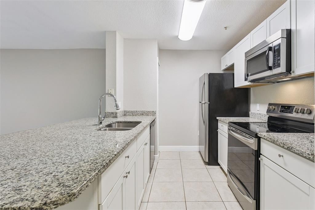 Activo con contrato: $184,900 (1 camas, 1 baños, 734 Pies cuadrados)