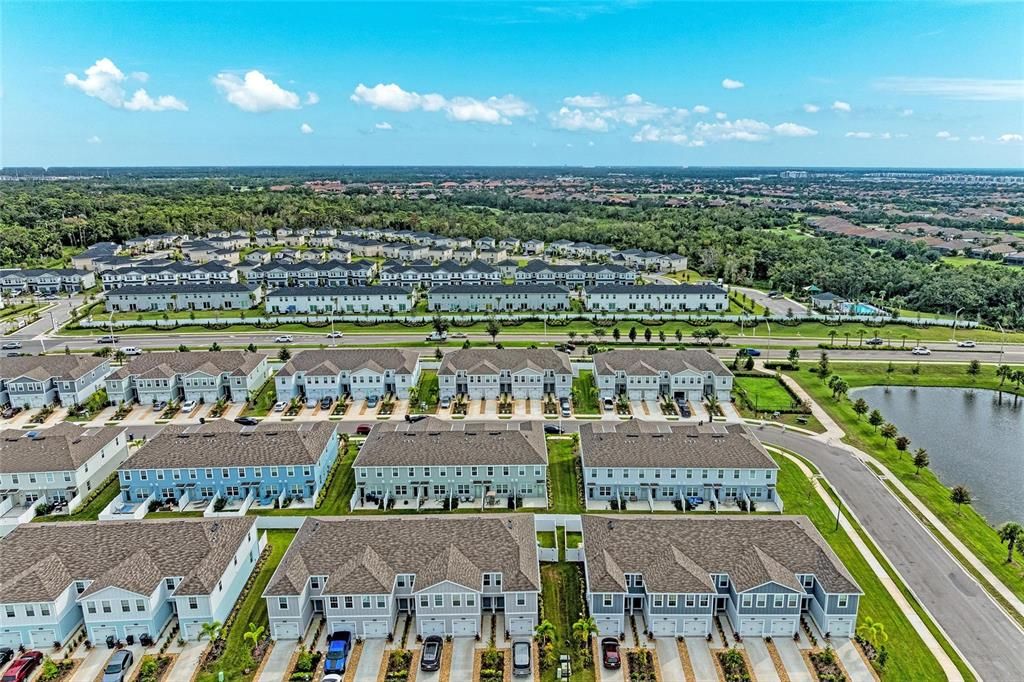 На продажу: $298,500 (3 спален, 2 ванн, 1431 Квадратных фут)