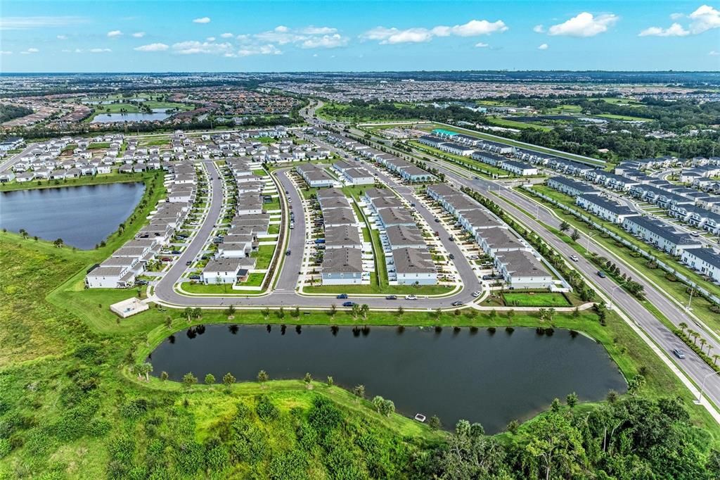 На продажу: $298,500 (3 спален, 2 ванн, 1431 Квадратных фут)