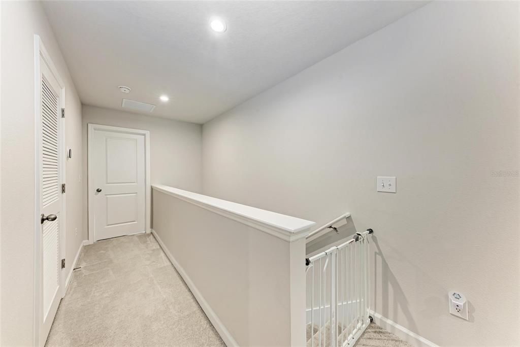 На продажу: $298,500 (3 спален, 2 ванн, 1431 Квадратных фут)