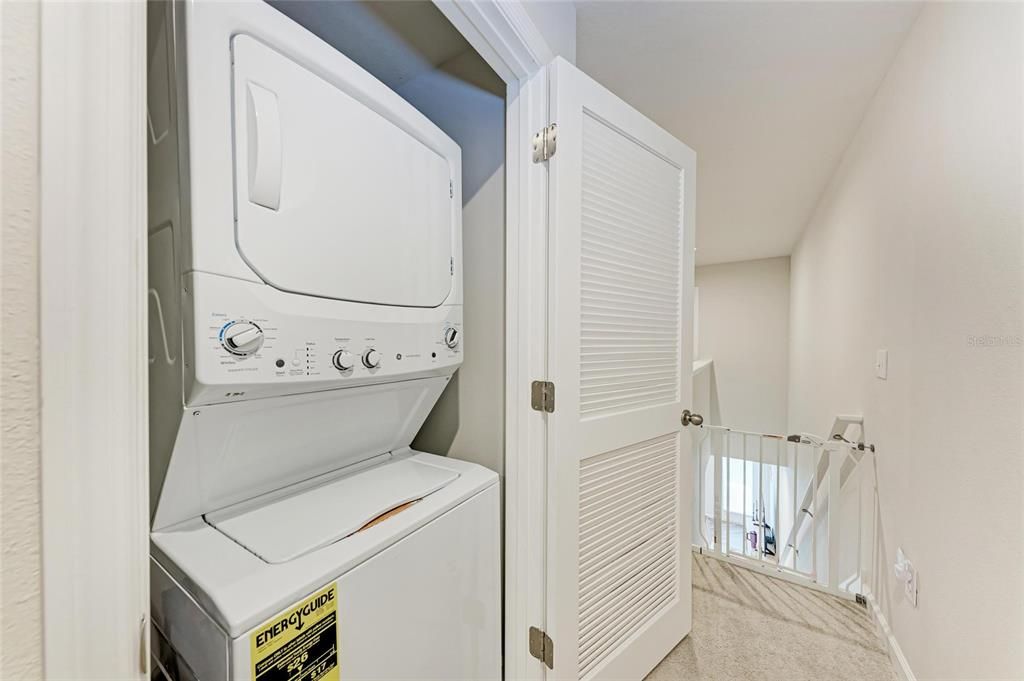 На продажу: $298,500 (3 спален, 2 ванн, 1431 Квадратных фут)