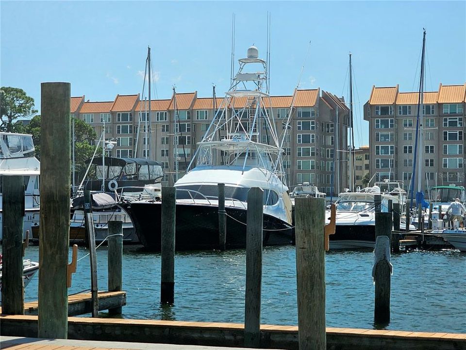 For Sale: $625,000 (6 beds, 0 baths, 2160 Square Feet)