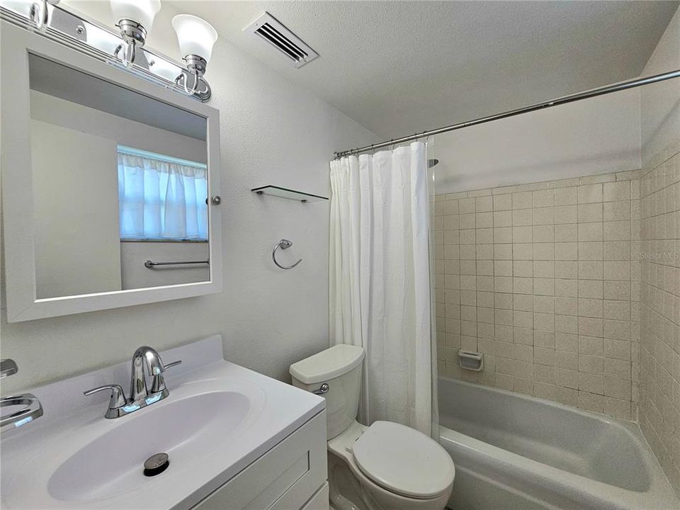 For Sale: $625,000 (6 beds, 0 baths, 2160 Square Feet)