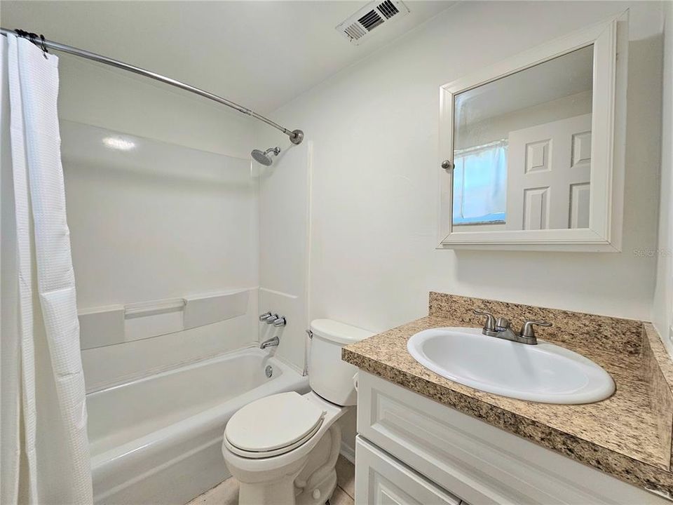 For Sale: $625,000 (6 beds, 0 baths, 2160 Square Feet)