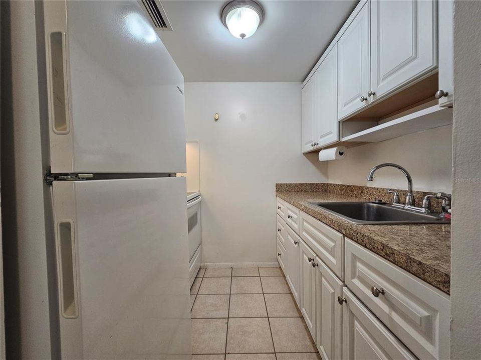 For Sale: $625,000 (6 beds, 0 baths, 2160 Square Feet)