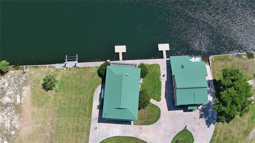 For Sale: $1,500,000 (3 beds, 3 baths, 1120 Square Feet)