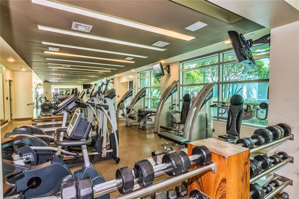 Active With Contract: $3,650 (2 beds, 2 baths, 1456 Square Feet)