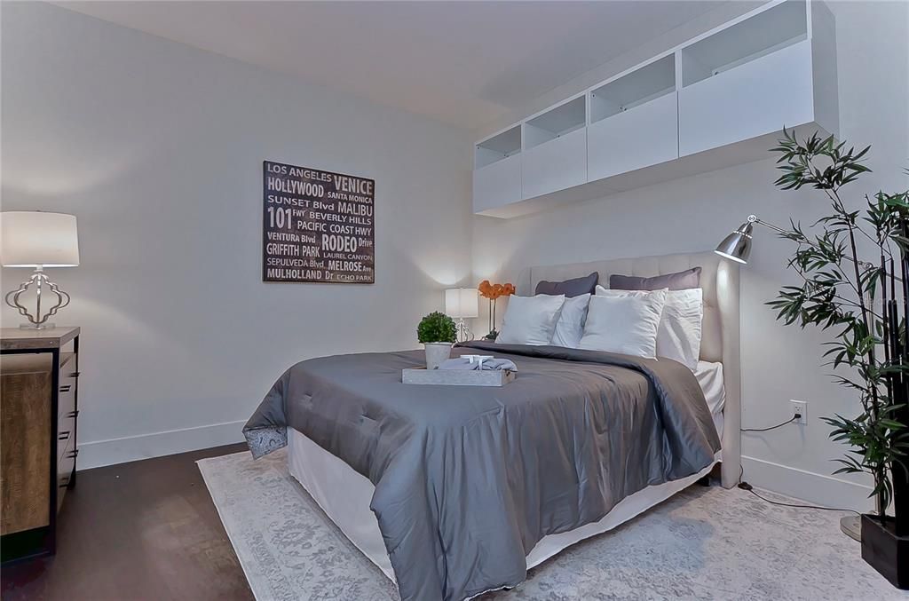 Active With Contract: $3,650 (2 beds, 2 baths, 1456 Square Feet)