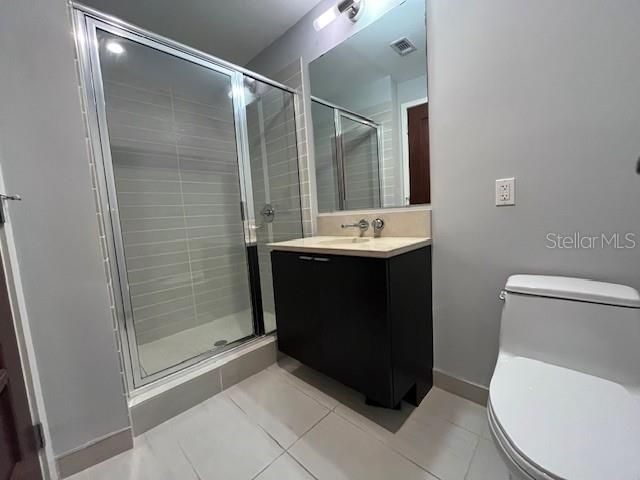 Active With Contract: $3,650 (2 beds, 2 baths, 1456 Square Feet)