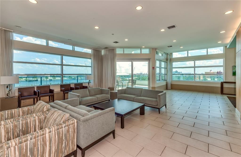 Active With Contract: $3,650 (2 beds, 2 baths, 1456 Square Feet)