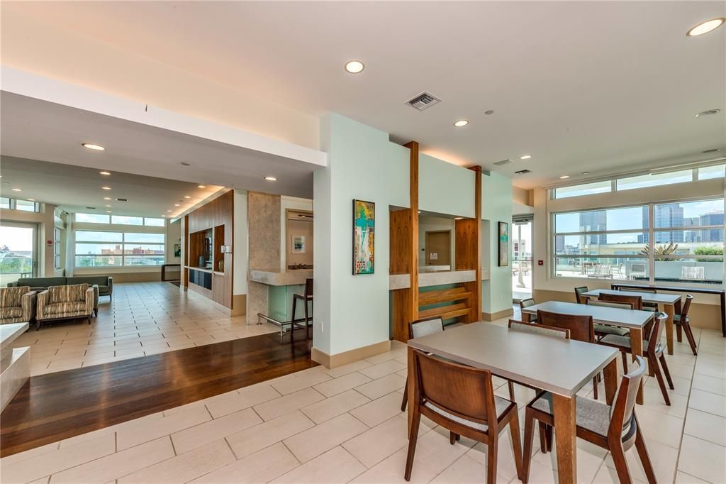 Active With Contract: $3,650 (2 beds, 2 baths, 1456 Square Feet)