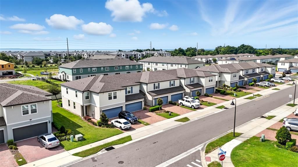 На продажу: $384,900 (3 спален, 2 ванн, 1570 Квадратных фут)