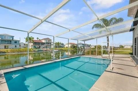 For Sale: $485,000 (3 beds, 3 baths, 1600 Square Feet)