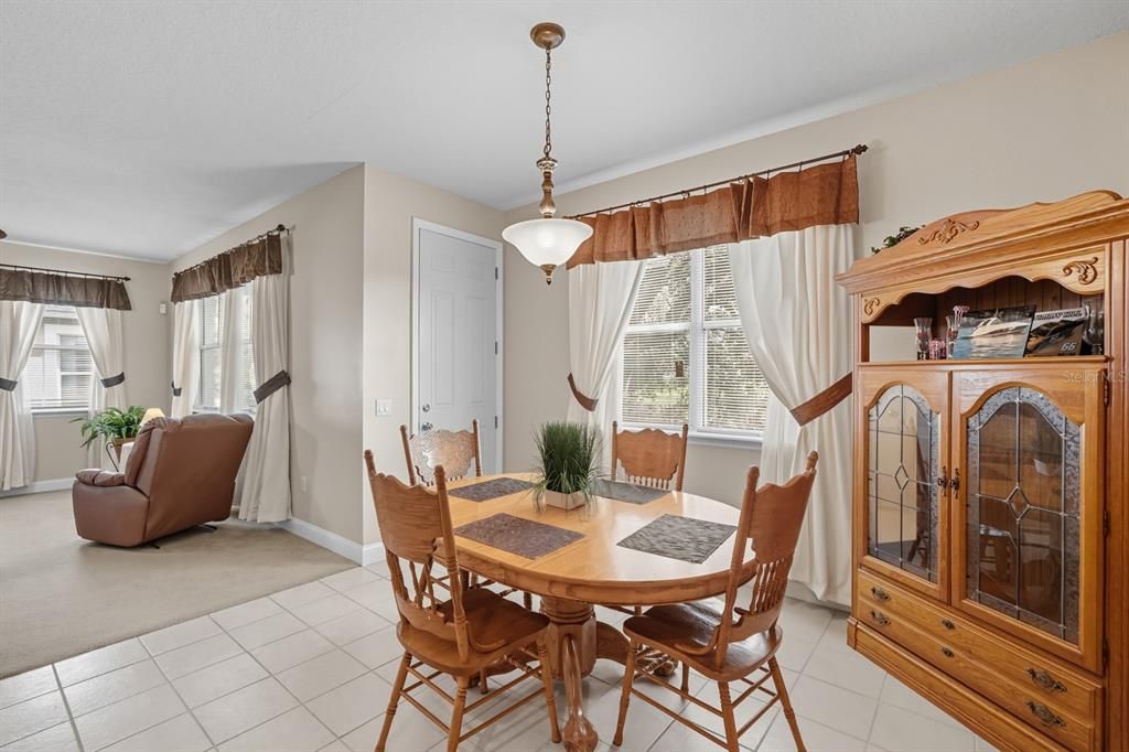 Active With Contract: $365,000 (4 beds, 2 baths, 2036 Square Feet)