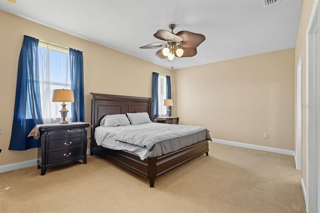 Active With Contract: $365,000 (4 beds, 2 baths, 2036 Square Feet)