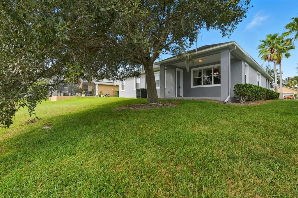 Active With Contract: $365,000 (4 beds, 2 baths, 2036 Square Feet)