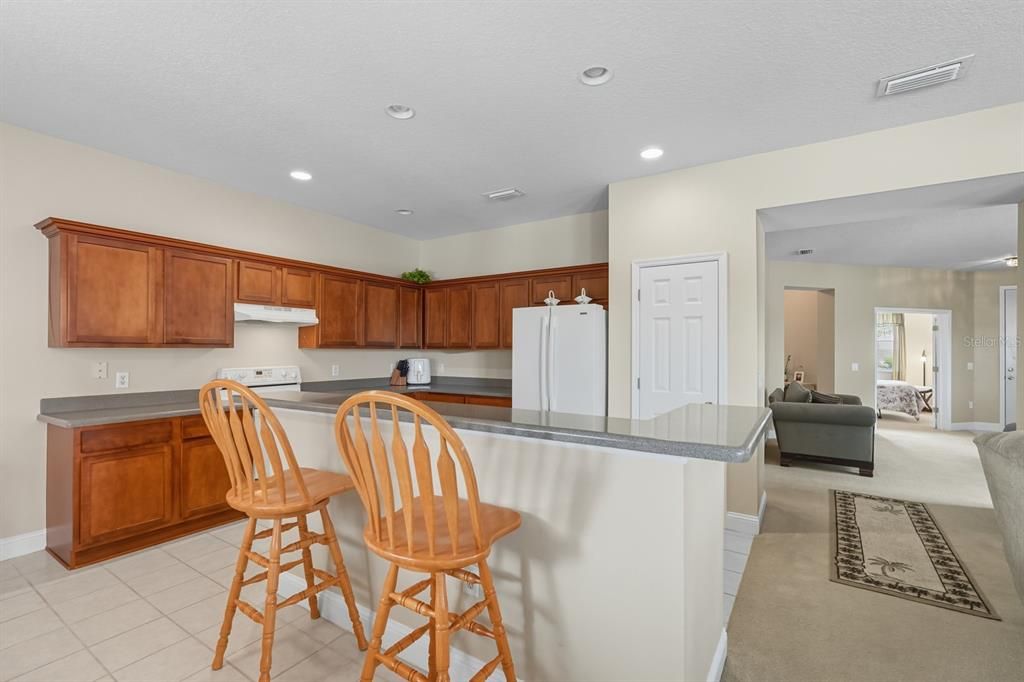 Active With Contract: $365,000 (4 beds, 2 baths, 2036 Square Feet)