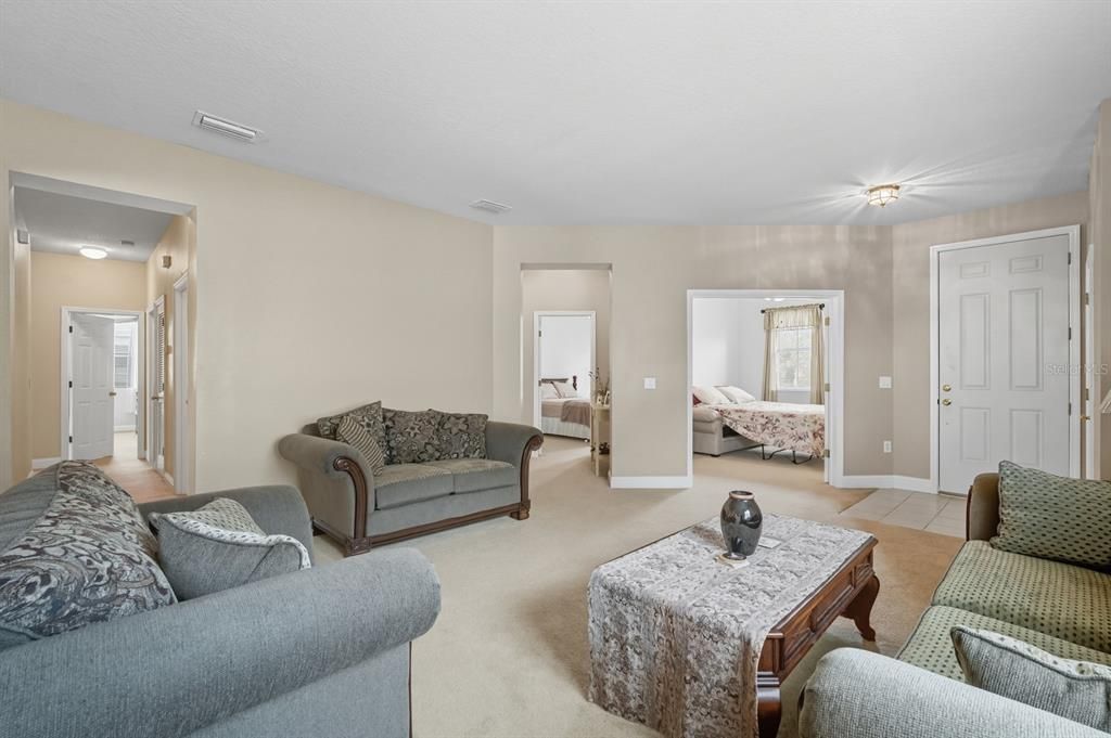 Active With Contract: $365,000 (4 beds, 2 baths, 2036 Square Feet)